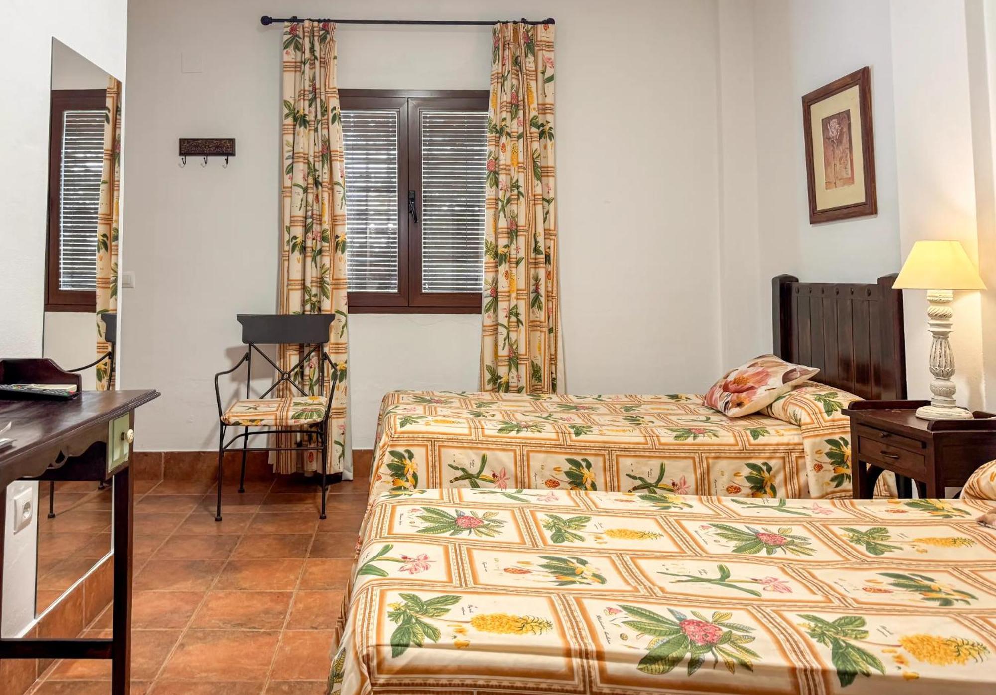 Hotel Valsequillo Lepe Exterior photo