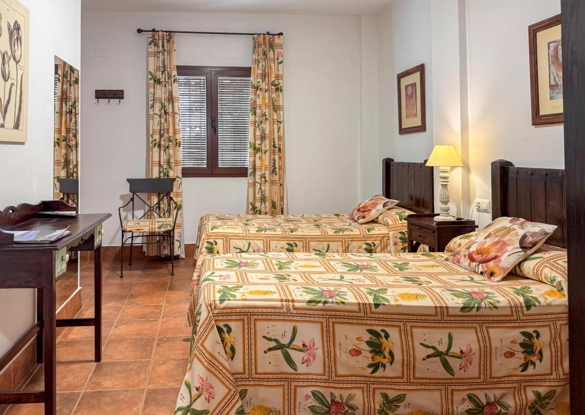 Hotel Valsequillo Lepe Exterior photo